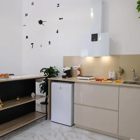 Elegante Con Giardino Nel Centro - Free Parking - Wifi * Lecce