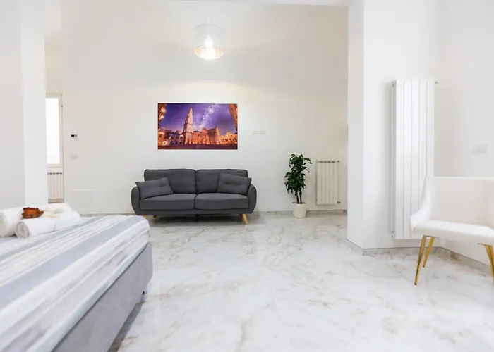 Daire Elegante Con Giardino Nel Centro - Free Parking - Wifi
