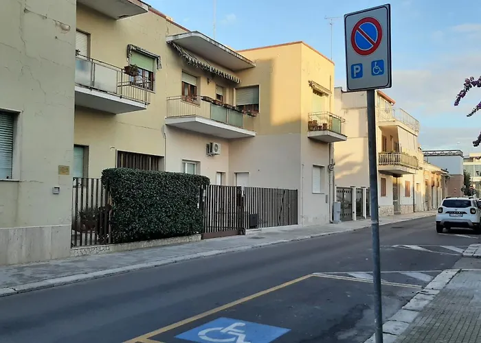 Elegante Con Giardino Nel Centro - Free Parking - Wifi *