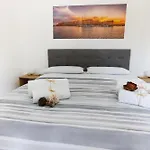 Elegante Con Giardino Nel Centro - Free Parking - Wifi Apartman *