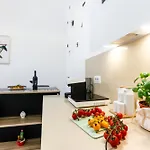 Elegante Con Giardino Nel Centro - Free Parking - Wifi Apartman Lecce