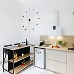 Elegante Con Giardino Nel Centro - Free Parking - Wifi Apartman *