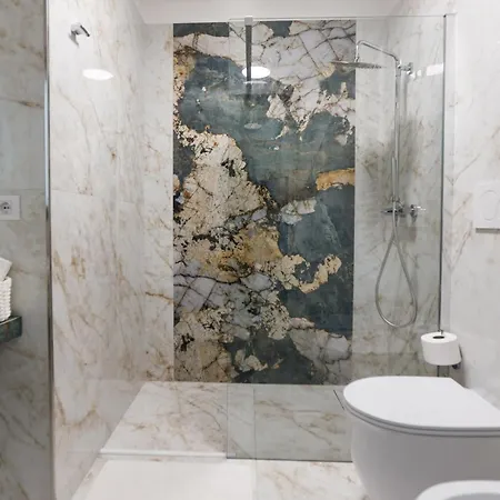 Appartement Elegante Con Giardino Nel Centro - Free Parking - Wifi